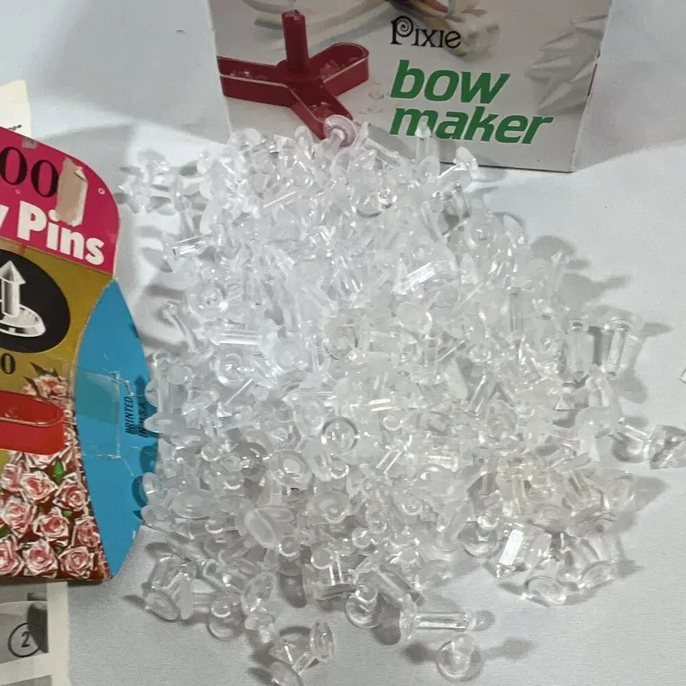 Vintage BIG LOT Pixie Bow Maker Kit 100s Bow Pins & Instructions Green Pink Red